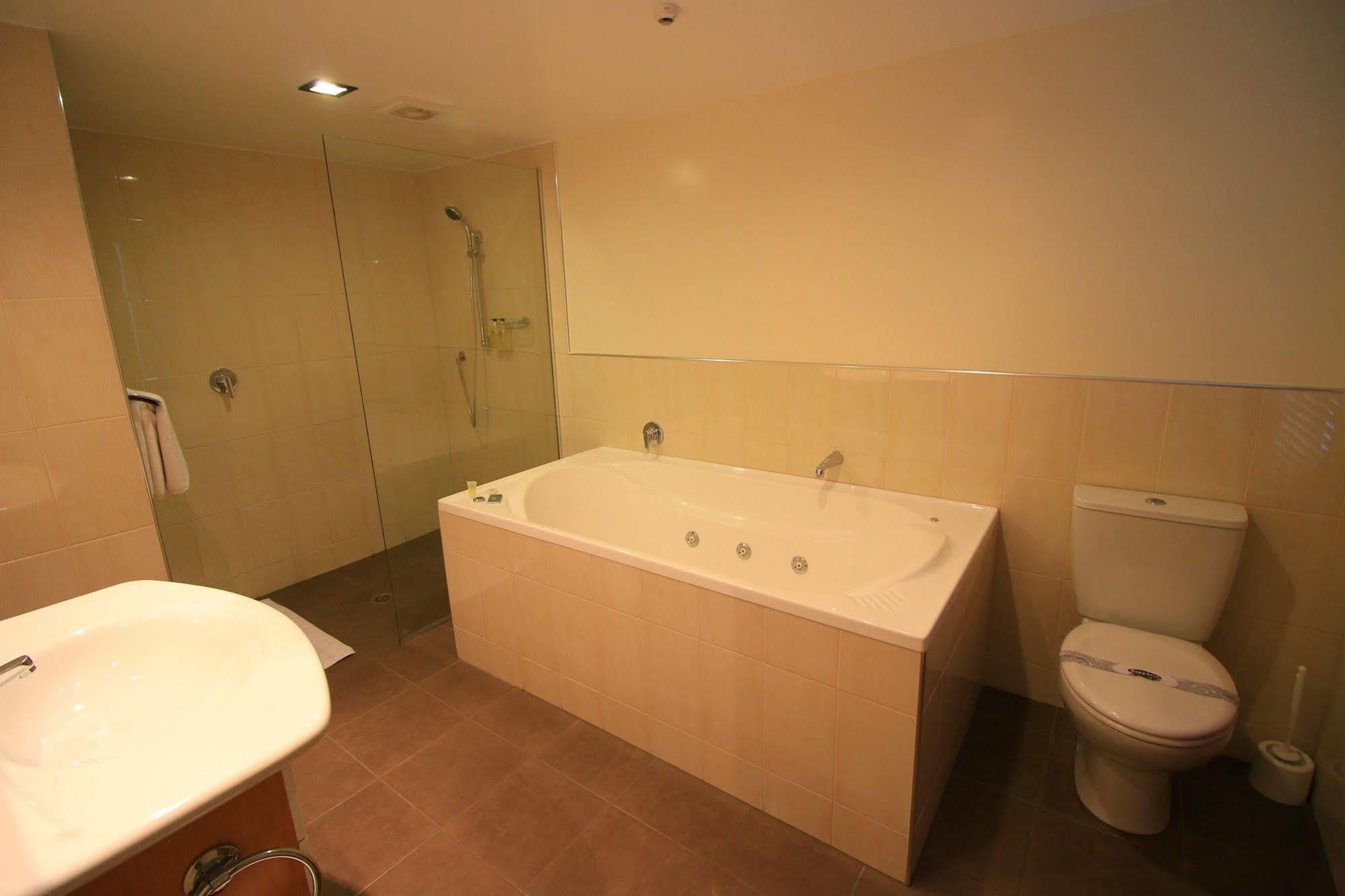 Fitzherbert Regency Motor Lodge Palmerston North Zewnętrze zdjęcie